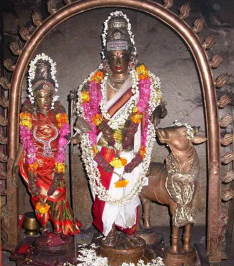 Thiruveezhimizhalai – A Prayer Sthalam for Wedding, Wealth and Job – Raju's Temple Visits