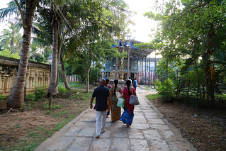 9. 2nd level entrance path