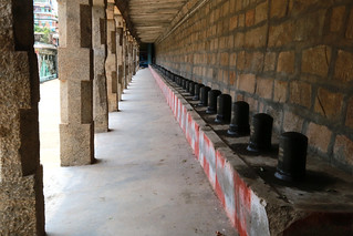 108 lingams