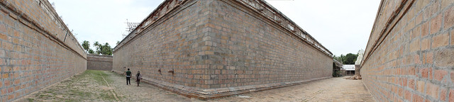 Outer praharam of Shiva shrine