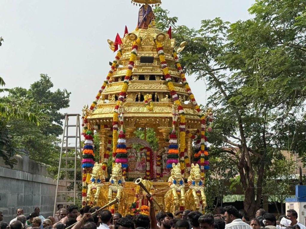 Ekambareswarar Golden Chariot – Sage of Kanchi